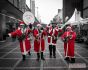 01 Dezember 2019 - Leverkusen Christkindchenmarkt schwarz rot